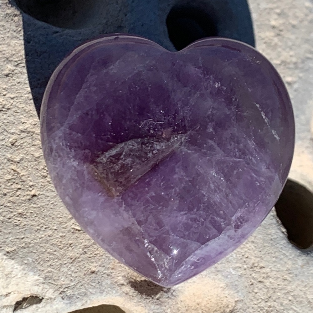 AMETHYST HEART POLISHED PUFFY 1 1/4TH INCH HEALING STONE NEW